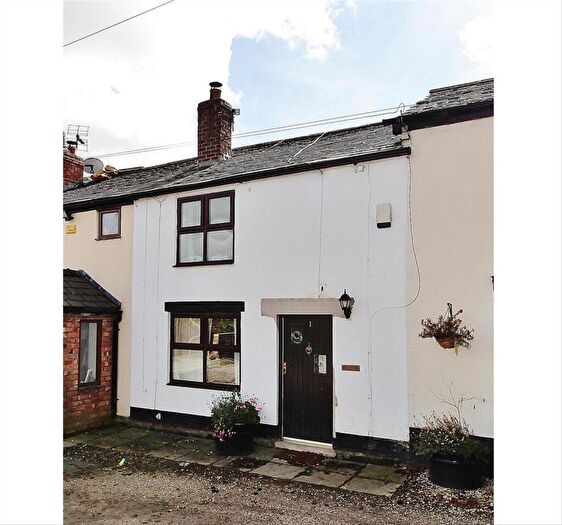 2 Bedroom House To Rent In Castle Fold, Penwortham, Preston, PR1