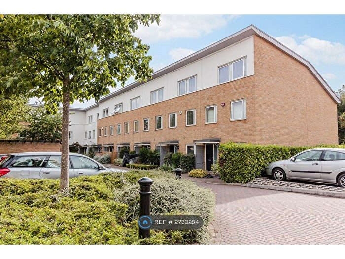 3 Bedroom Terraced House To Rent In Holmes Close, London, SE22