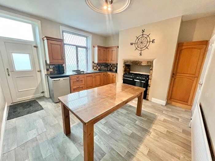 3 Bedroom Property To Rent In Haworth Road, Bradford, BD15