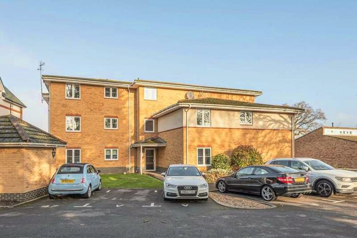 1 Bedroom Flat To Rent In Bracknell, RG12