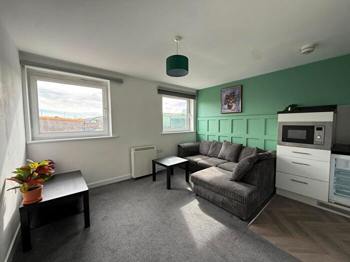 1 Bedroom Flat To Rent In Chapel Annexe, Central, SO14