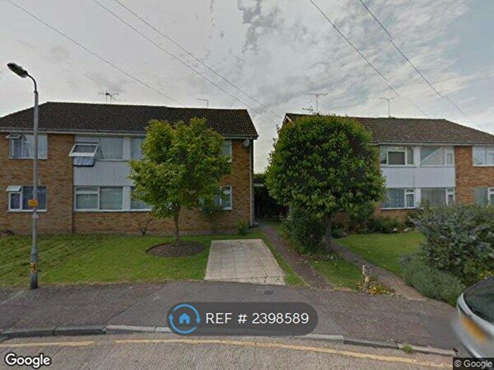 2 Bedroom Maisonette To Rent In Shalcross Drive, Cheshunt, Waltham Cross, EN8