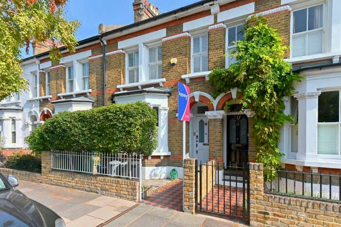 5 Bedroom House To Rent In Cleveland Gardens, Barnes, SW13