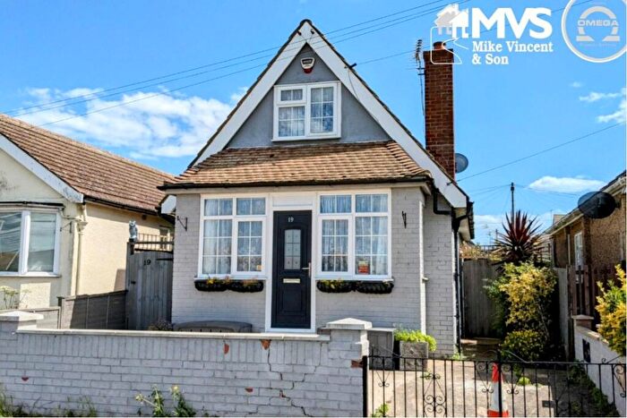 3 Bedroom Chalet For Sale In St. Christophers Way, Jaywick, Clacton-on-Sea, CO15