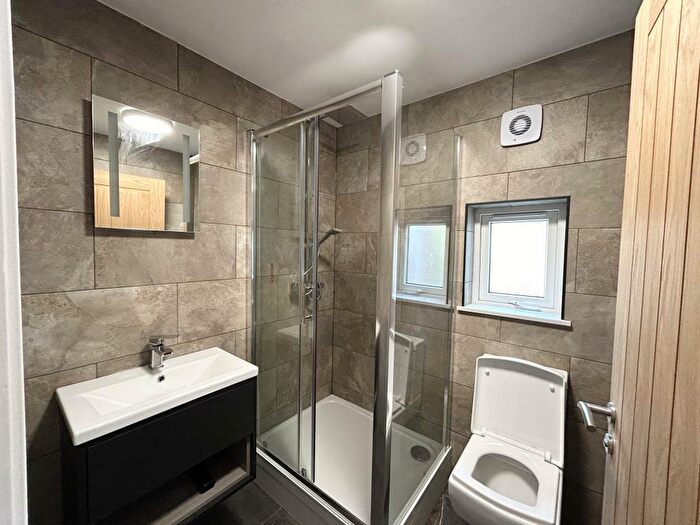 4 Bedroom Semi-Detached House To Rent In Denmark Road, Oxford, OX4