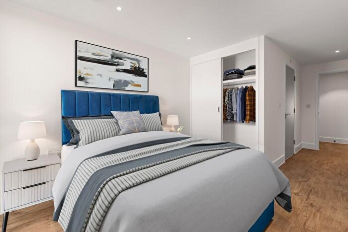 2 Bedroom Apartment To Rent In Station Approach, Epsom, Surrey, KT19