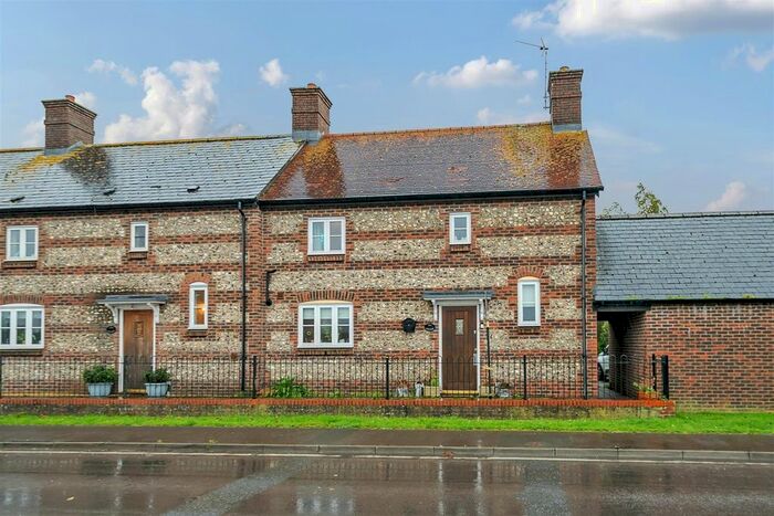 3 Bedroom End Of Terrace House For Sale In Bournemouth Road, Charlton Marshall, Blandford Forum, DT11