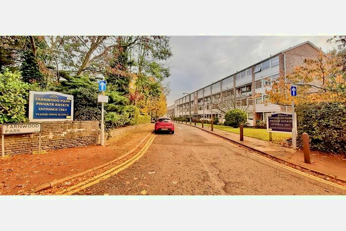 3 Bedroom Maisonette To Rent In Tarnwood Park, London, SE9