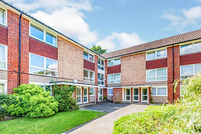 2 Bedroom Flat To Rent In Fernley Court, Fernley Court, Maidenhead, SL6