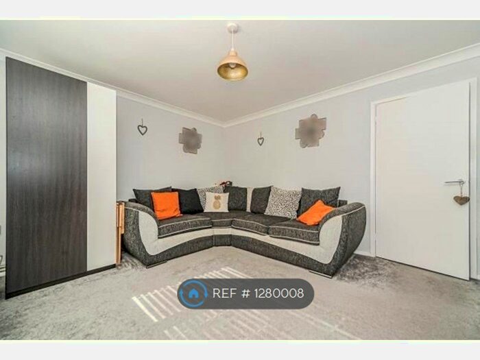 1 Bedroom Flat To Rent In Ripon Road, Stevenage SG1