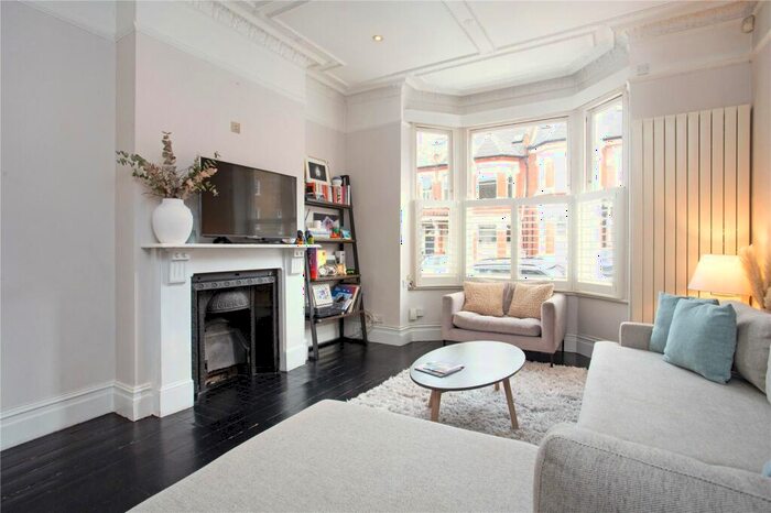 4 Bedroom House To Rent In Kelmscott Road, London, SW11