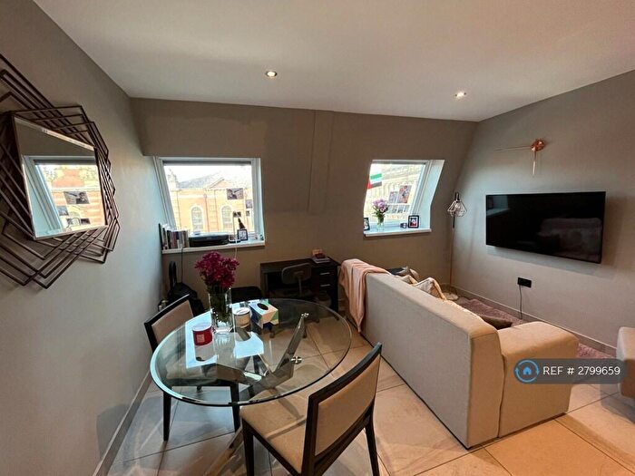 1 Bedroom Flat To Rent In Mansio Residence, Leeds, LS1