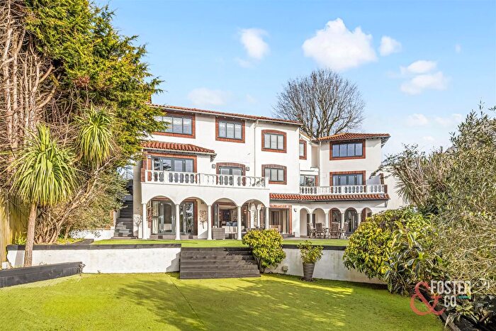 6 Bedroom Detached House For Sale In Tongdean Avenue, Hove, BN3