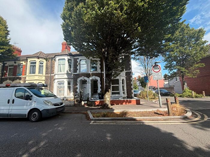 2 Bedroom Flat To Rent In Corporation Road, Grangetown, Cardiff, CF11