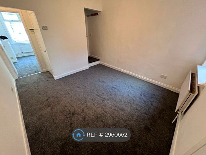 3 Bedroom Terraced House To Rent In Brandon St, Leicester, LE4