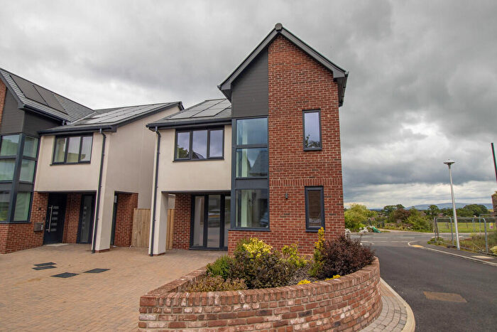 3 Bedroom Detached House For Sale In Furlong View, The Paddocks, CA2