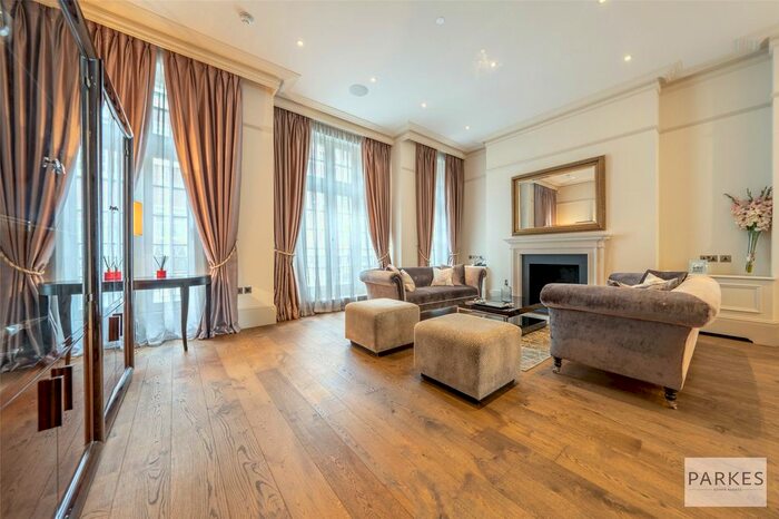 7 Bedroom Terraced House To Rent In Hertford Street, London, W1J