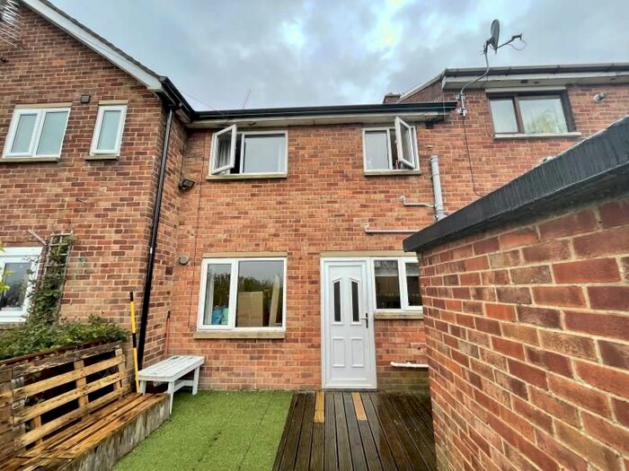 2 Bedroom Terraced House To Rent In Ferncliffe Road, Bingley, West Yorkshire, BD16