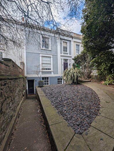 3 Bedroom Flat To Rent In Cotham Hill Ref, BS6
