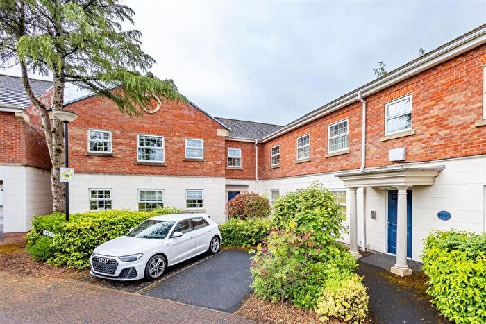 2 Bedroom Apartment For Sale In Hunters Wood Court, Chorley, PR7