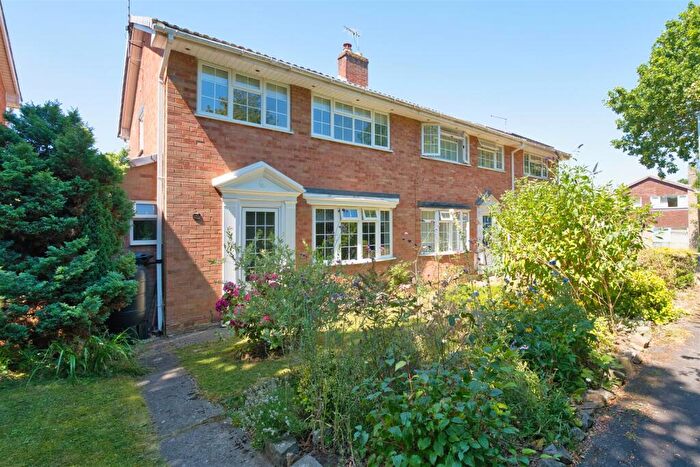 3 Bedroom End Of Terrace House For Sale In Greenslade Gardens, Nailsea, BS48