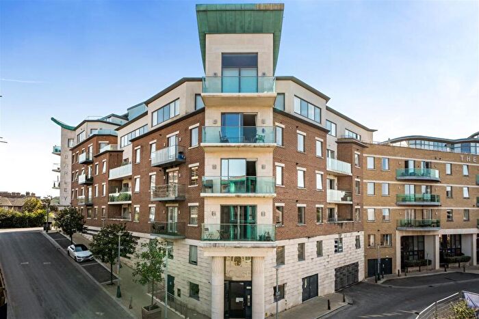 3 Bedroom Apartment For Sale In Eldridge Street, Dorchester, DT1