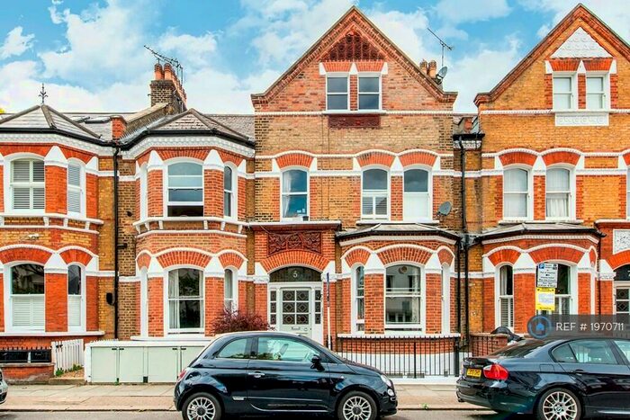 1 Bedroom Terraced House To Rent In Lavender Gardens, London, SW11
