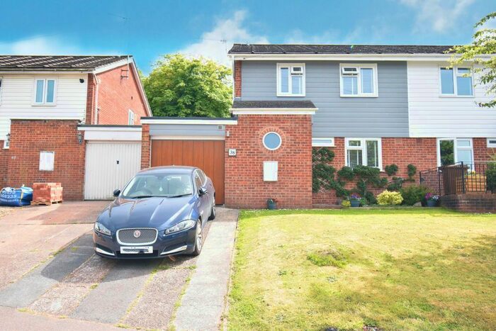 4 Bedroom Semi-Detached House For Sale In Greenway, Crediton, EX17