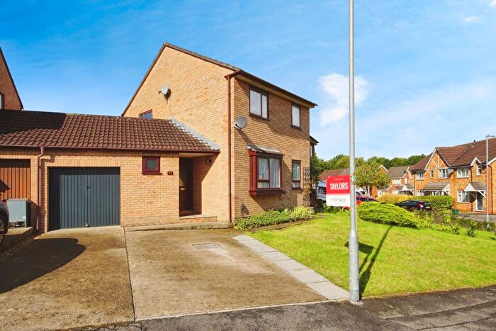 4 Bedroom Detached House For Sale In Millfield Drive, Bristol, Gloucestershire, BS30