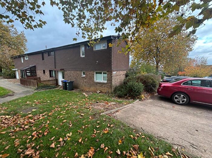 3 Bedroom End Of Terrace House To Rent In Logwell Court, Standens Barn, Northampton, NN3