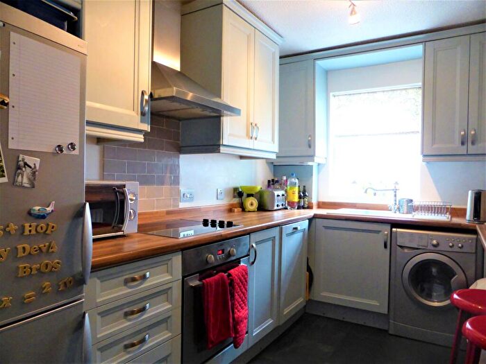 2 Bedroom Apartment To Rent In Centenary House, BN1