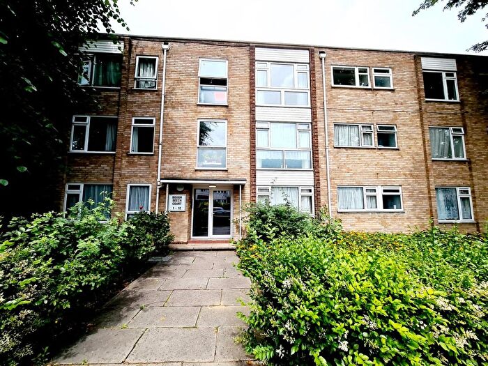 1 Bedroom Flat To Rent In Albany Road, Enfield, EN3