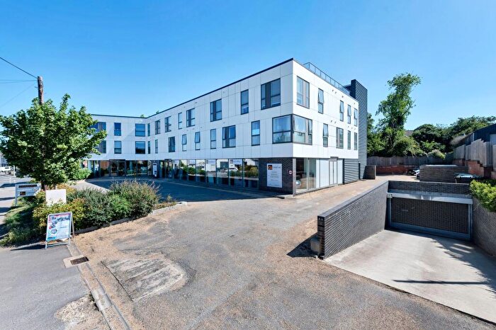 2 Bedroom Apartment For Sale In Thaxted Road, Saffron Walden, CB11