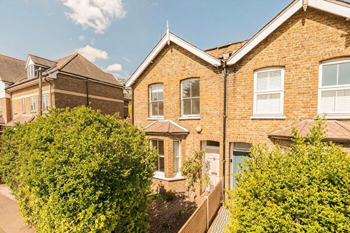2 Bedroom Property To Rent In Beverley Cottages, Kingston Vale, SW15
