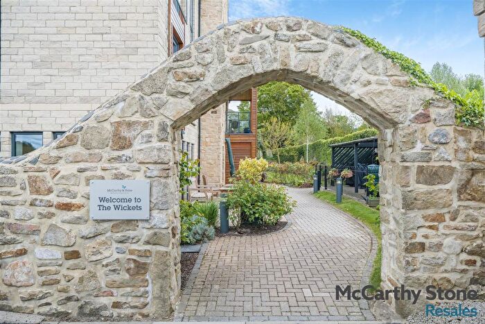 2 Bedroom Flat For Sale In The Wickets, Kirkgate, Settle, BD24