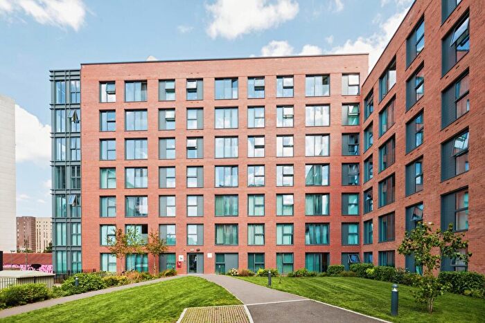 2 Bedroom Flat For Sale In Windmill Street, Birmingham, West Midlands, B1