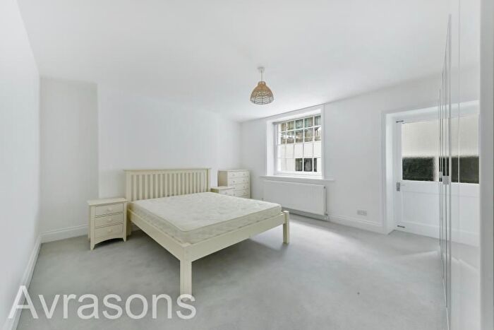2 Bedroom Flat To Rent In Barford Street, Angel, N1