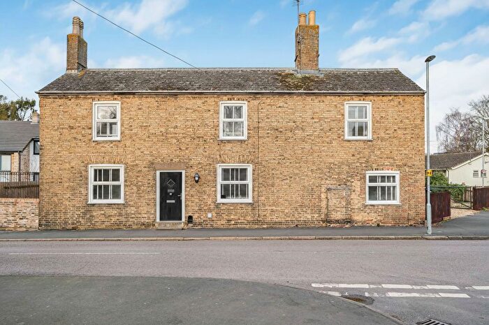 3 Bedroom Detached House For Sale In West Fen Road, Ely, CB6
