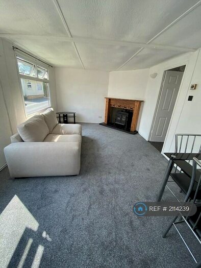 2 Bedroom Mobile Home To Rent In Bootham Lane, Doncaster, DN7