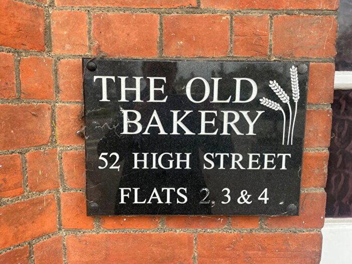 1 Bedroom Apartment For Sale In High Street, Stotfold, Hitchin, SG5