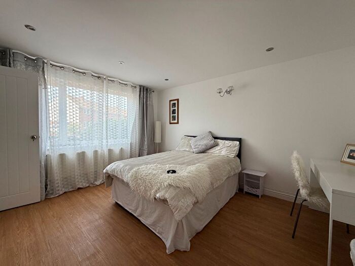 1 Bedroom Property To Rent In Copsey Grove, Drayton, Portsmouth, Hampshire, PO6