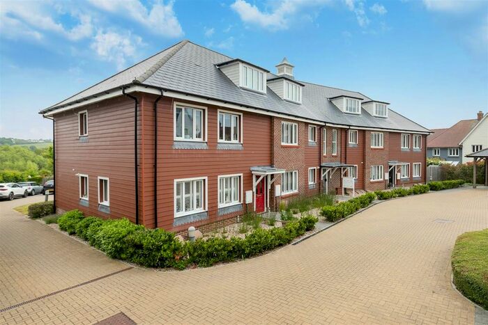 1 Bedroom Flat To Rent In Vidler Square, Rye, TN31