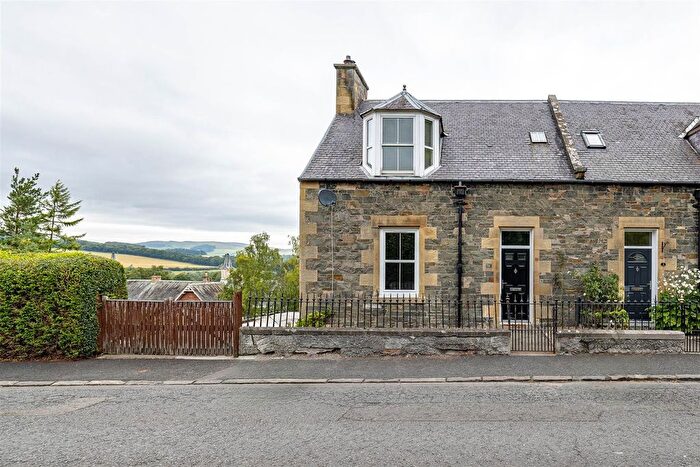 3 Bedroom Semi-Detached House For Sale In Anderson Road, Selkirk, TD7
