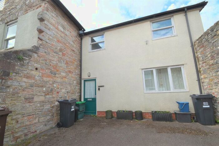 2 Bedroom Terraced House To Rent In Silver Street, Bampton, Tiverton, EX16