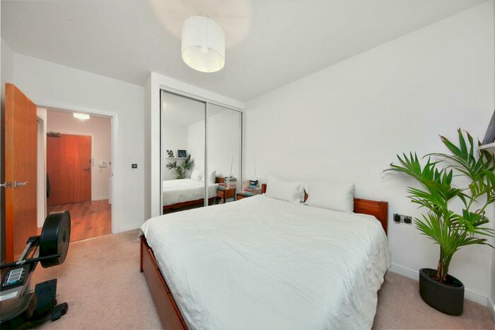 1 Bedroom Flat To Rent In Quebec Way, London, SE16