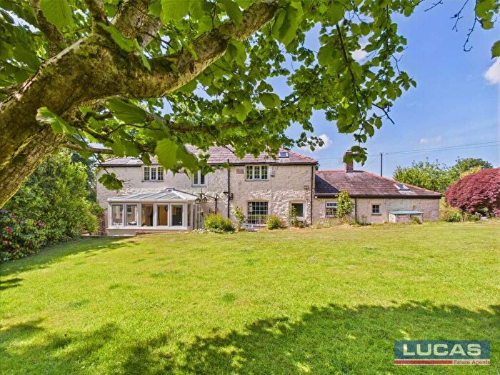 4 Bedroom Detached House For Sale In Yr Efail, Ffordd Brynsiencyn, Llanfairpwll, LL61