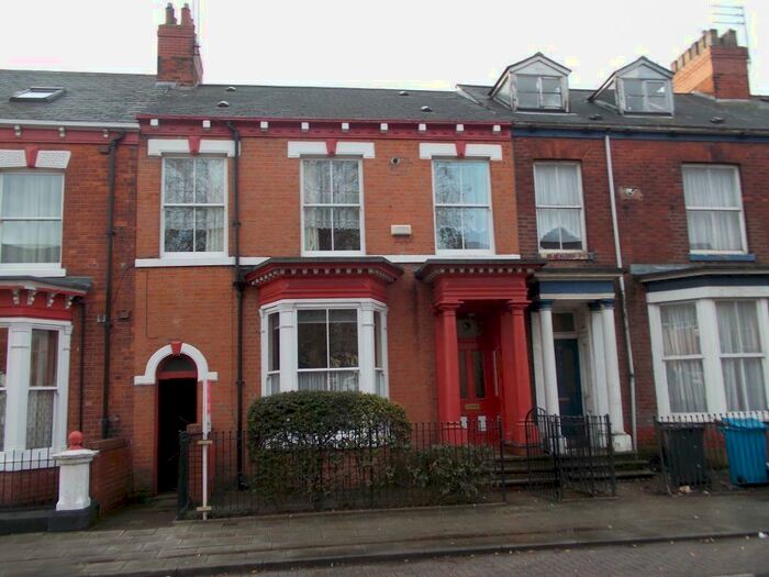 3 Bedroom Block Of Apartments For Sale In Coltman Street, Hull, HU3