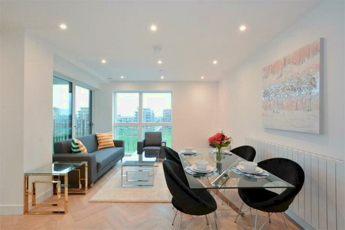 2 Bedroom Apartment To Rent In Birch House, SE3