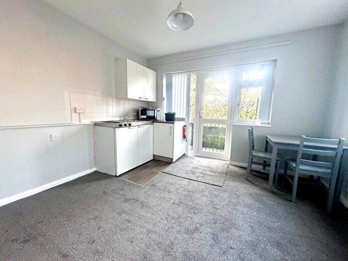 Studio To Rent In The Approach, Orpington, BR6