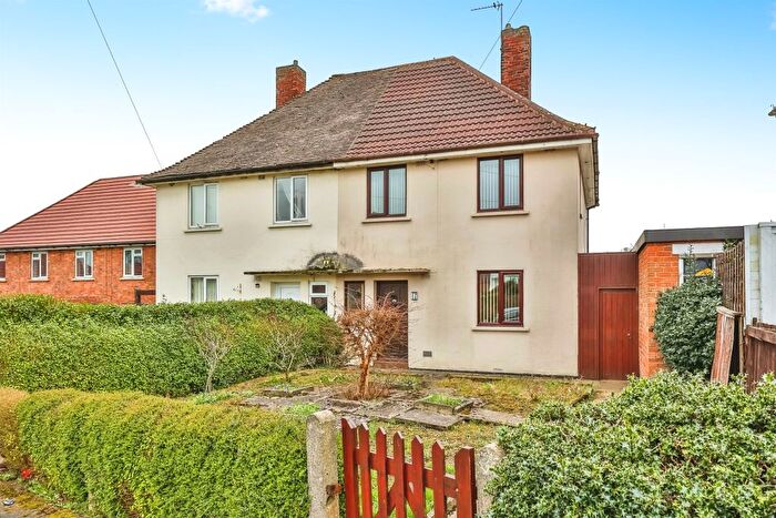 3 Bedroom Semi-Detached House For Sale In Beresford Drive, Ilkeston, DE7